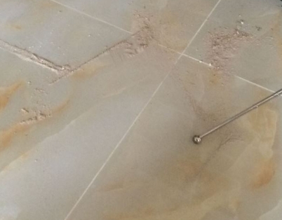 石门瓷砖空鼓维修公司分享粘合剂选择不当在瓷砖铺贴过程中可能导致以下问题